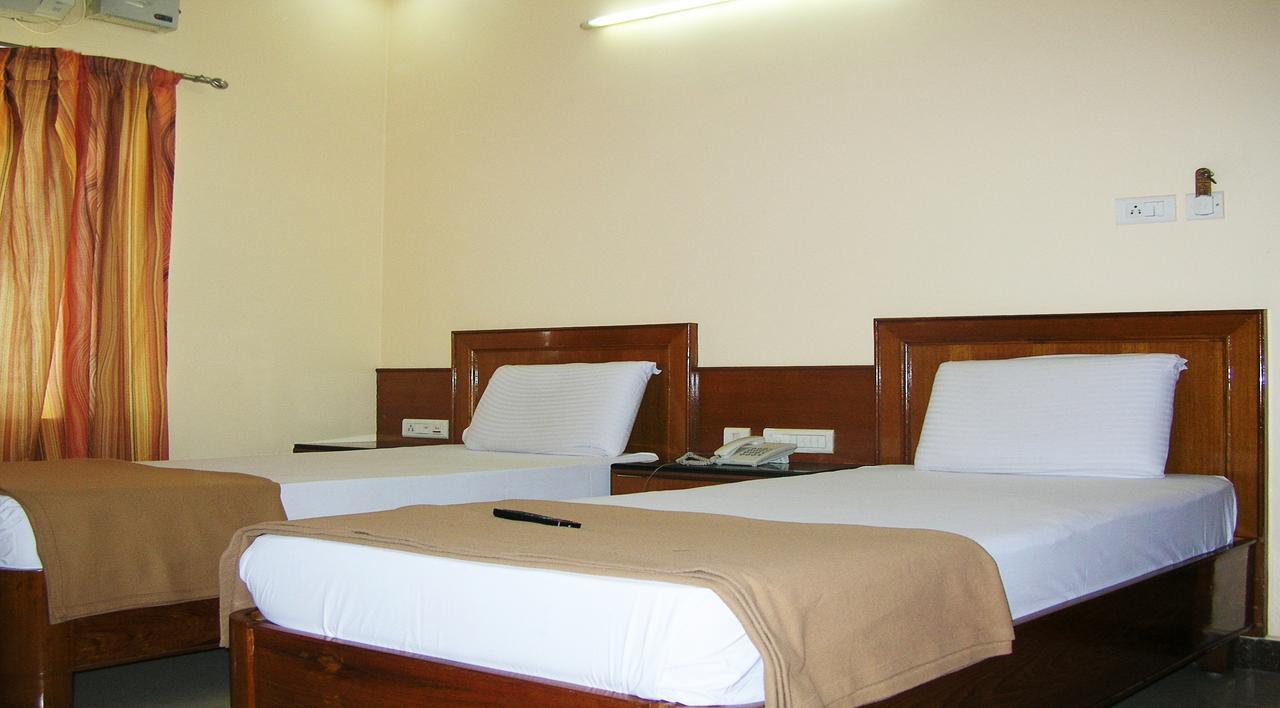 Athidhi Residency Ξενοδοχείο Τιρουπάτι Εξωτερικό φωτογραφία