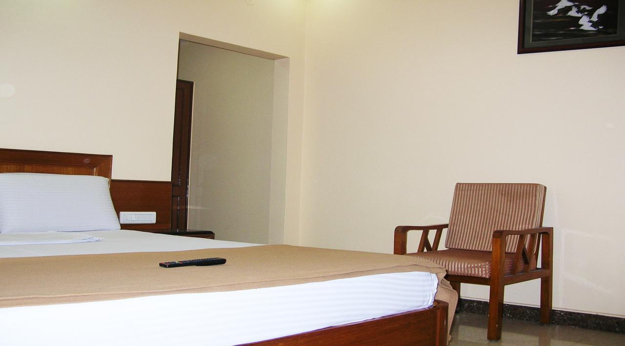Athidhi Residency Ξενοδοχείο Τιρουπάτι Εξωτερικό φωτογραφία