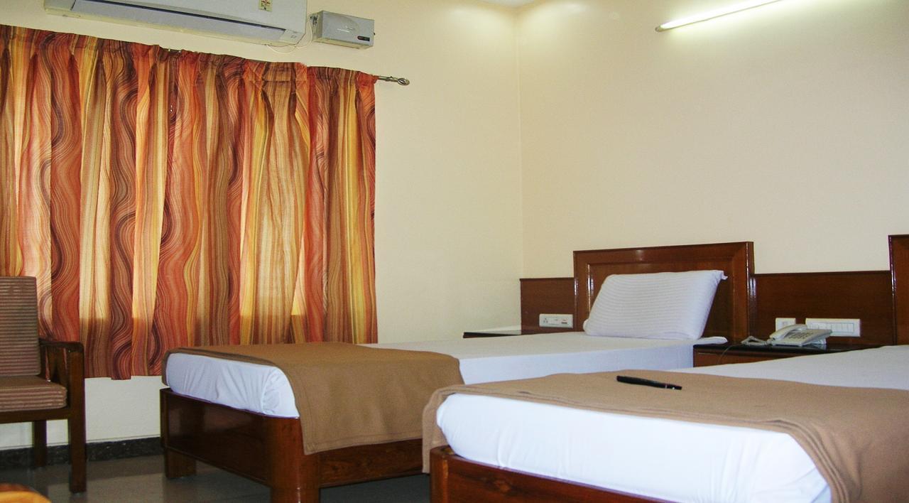 Athidhi Residency Ξενοδοχείο Τιρουπάτι Εξωτερικό φωτογραφία